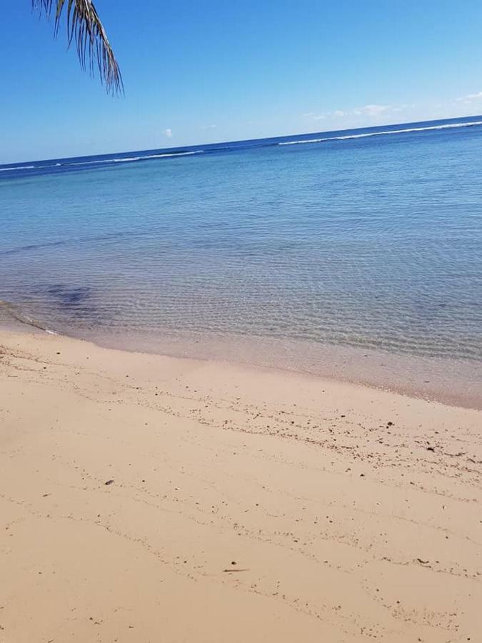 Vacation Beach Fales Hotel Manase Kültér fotó