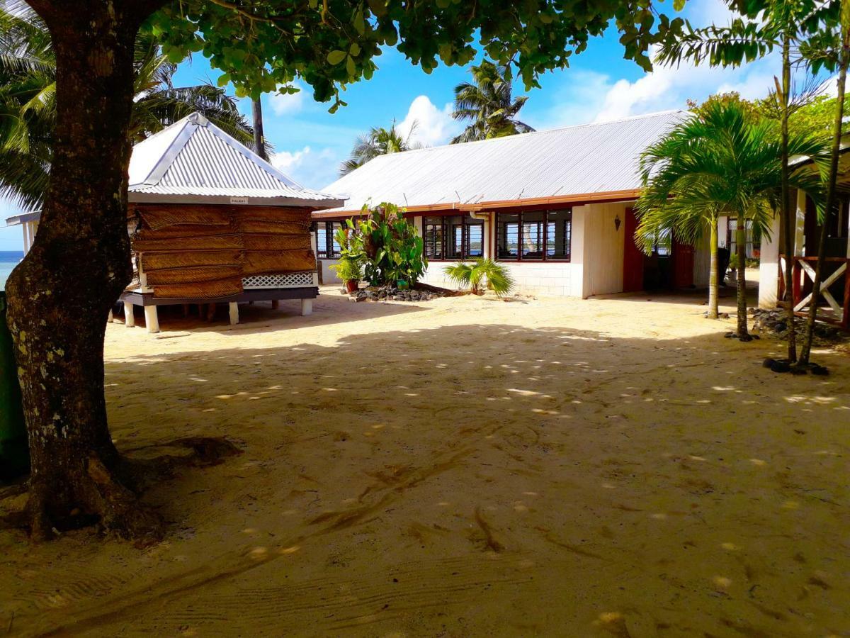 Vacation Beach Fales Hotel Manase Kültér fotó